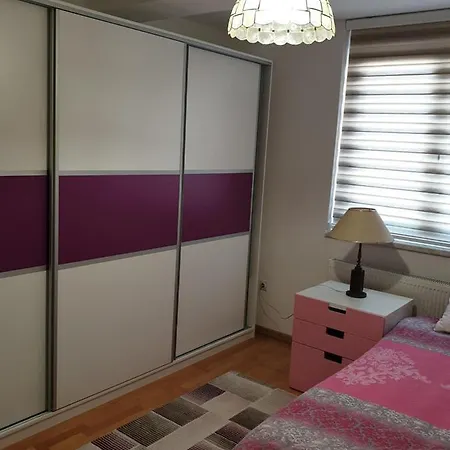 아파트 Apartman Jeti *