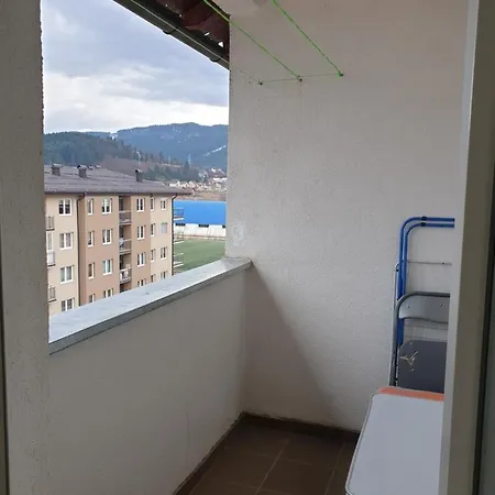 아파트 Apartman Jeti