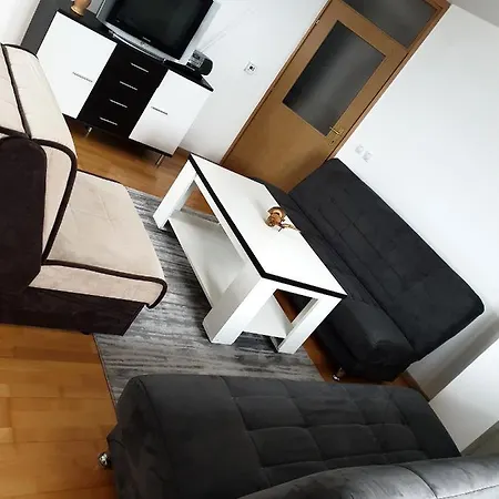 Apartman Jeti 페일